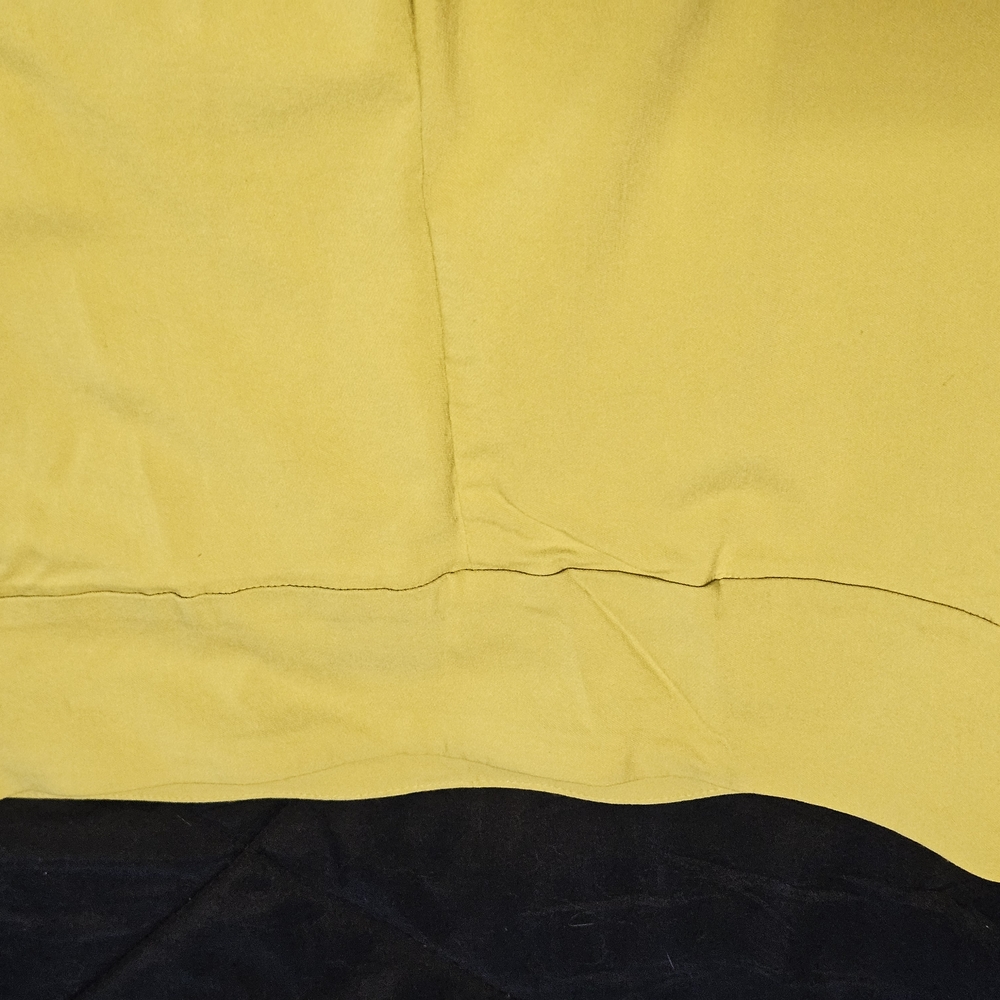 Christopher & Banks White and Yellow Capris - Picture 6 of 11